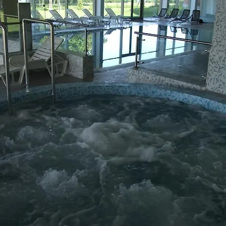 Club 218 Wellness Garden Apartman Siófok